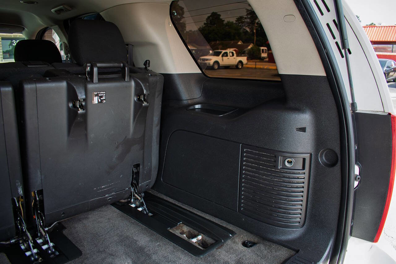 Used 2011 Chevrolet Tahoe LS RWD image 38