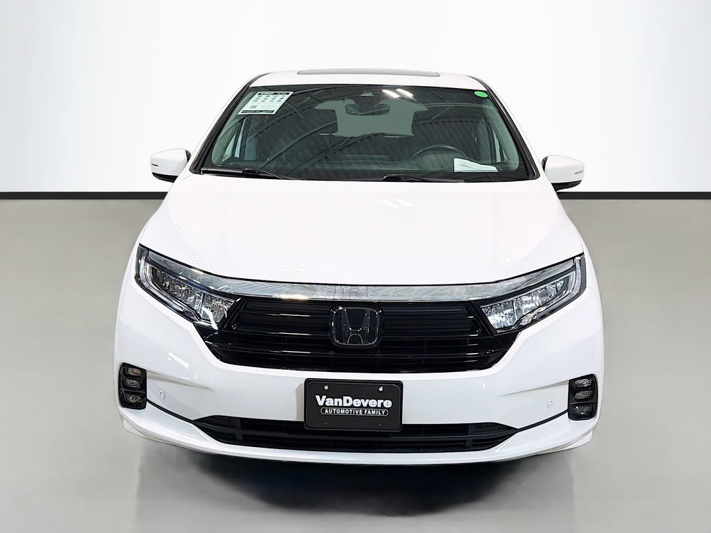 Used 2023 Honda Odyssey Elite image 2