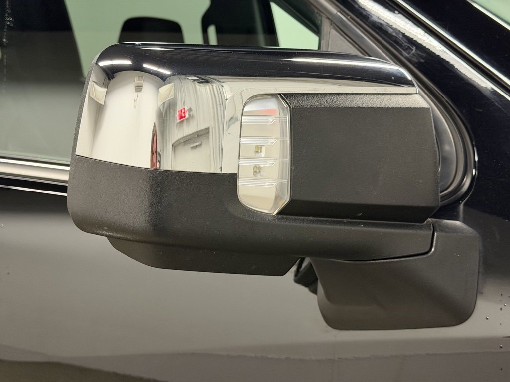 Used 2021 Chevrolet Silverado 1500 LTZ image 23