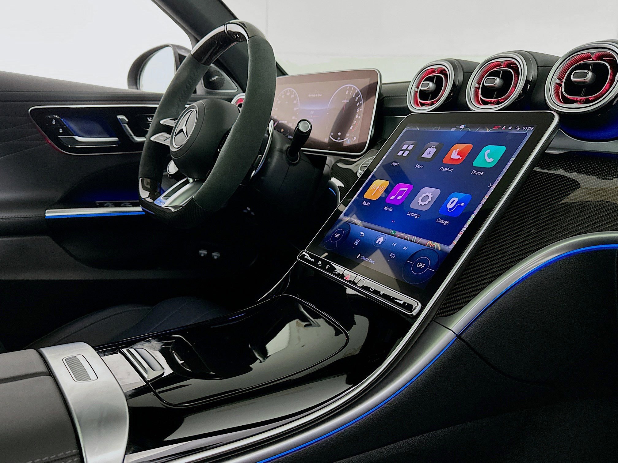 Used 2025 Mercedes-Benz C 36 AMG S image 27