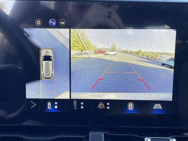 Certified 2025 Chevrolet Equinox ACTIV w/ Safety and Technology Package image 4