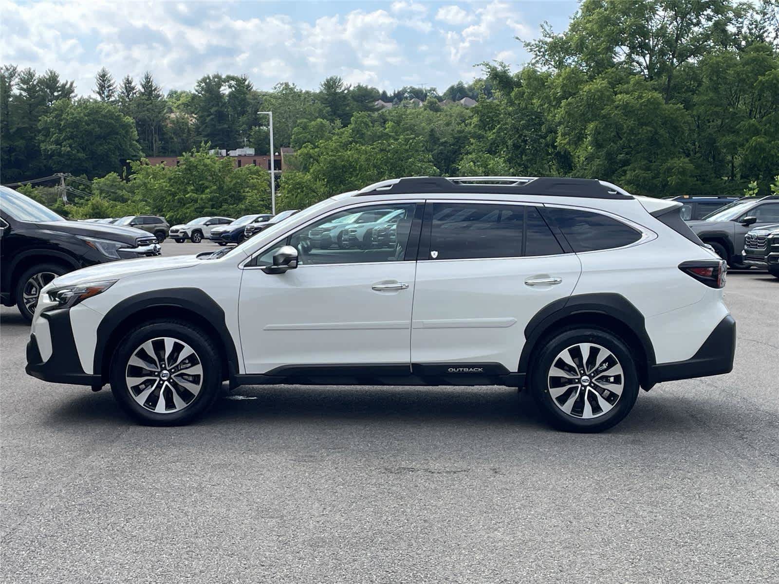 Certified 2024 Subaru Outback Touring XT AWD/4WD image 2