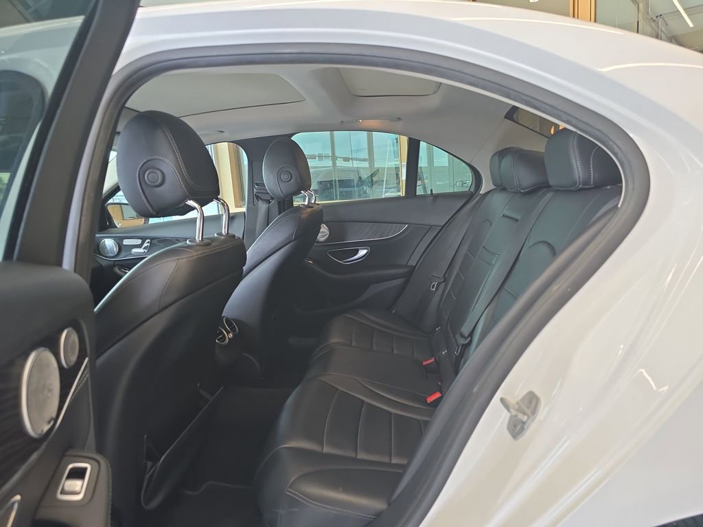 Used 2015 Mercedes-Benz C 300 Sedan image 33