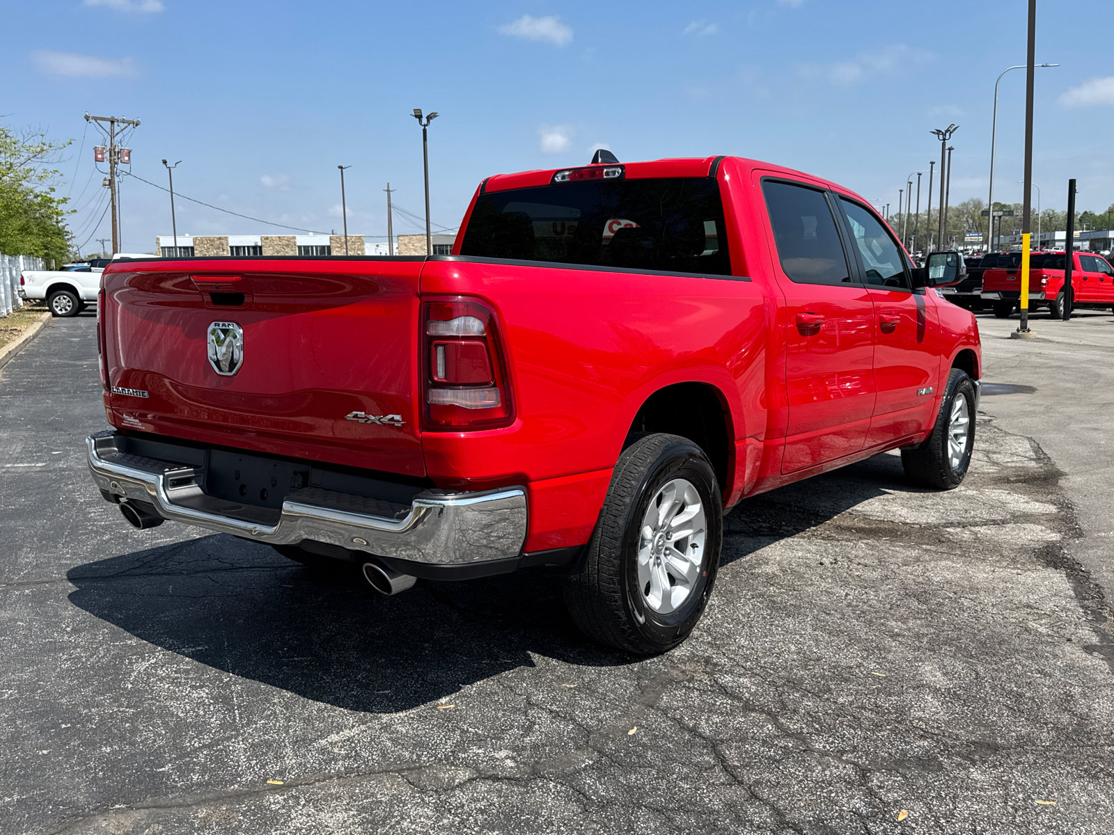 Used 2024 RAM 1500 Laramie AWD/4WD image 5