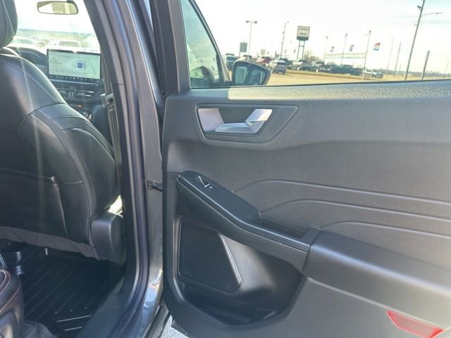 Used 2025 Ford Escape ST-Line w/ Tech Pack #1 image 15
