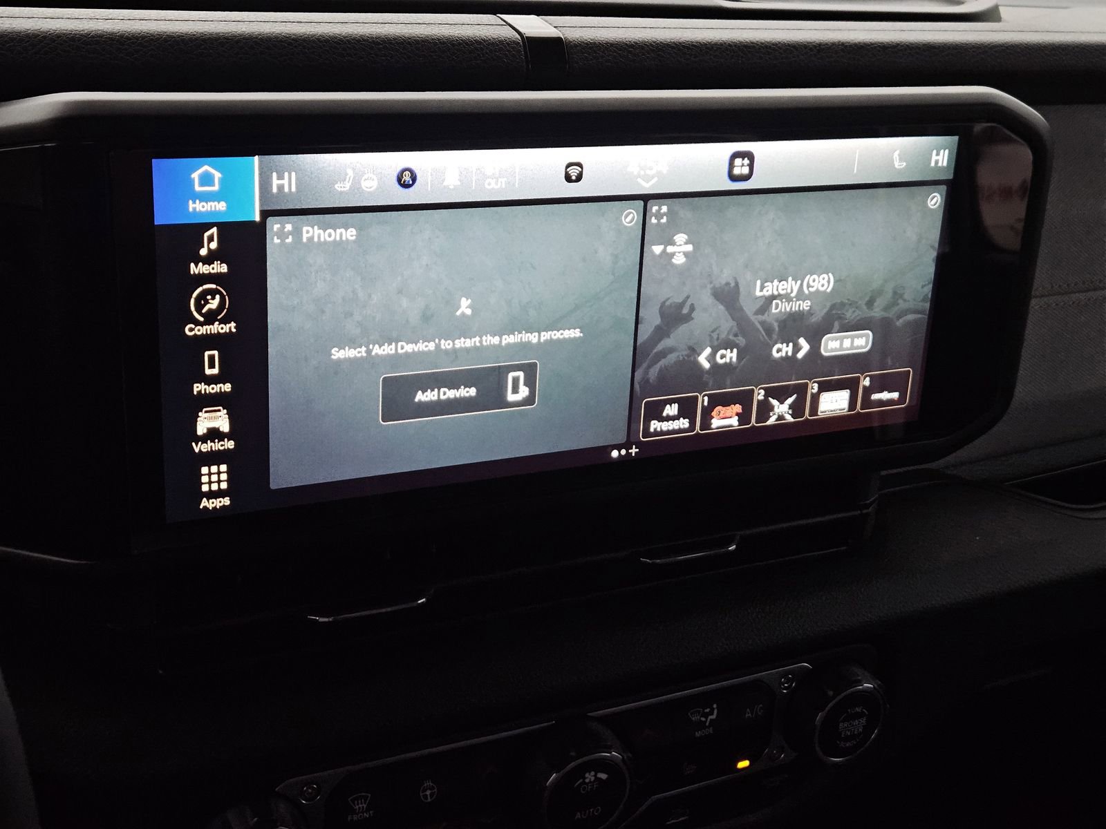 Used 2024 Jeep Gladiator Sport image 23