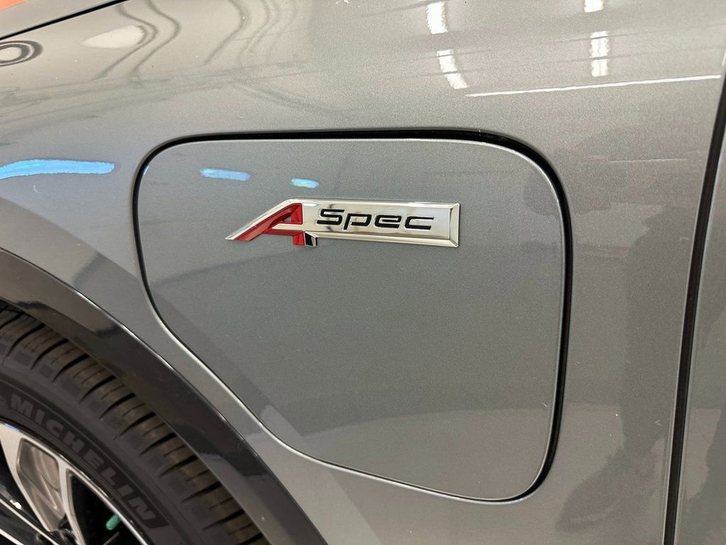 Used 2024 Acura ZDX A-Spec image 18