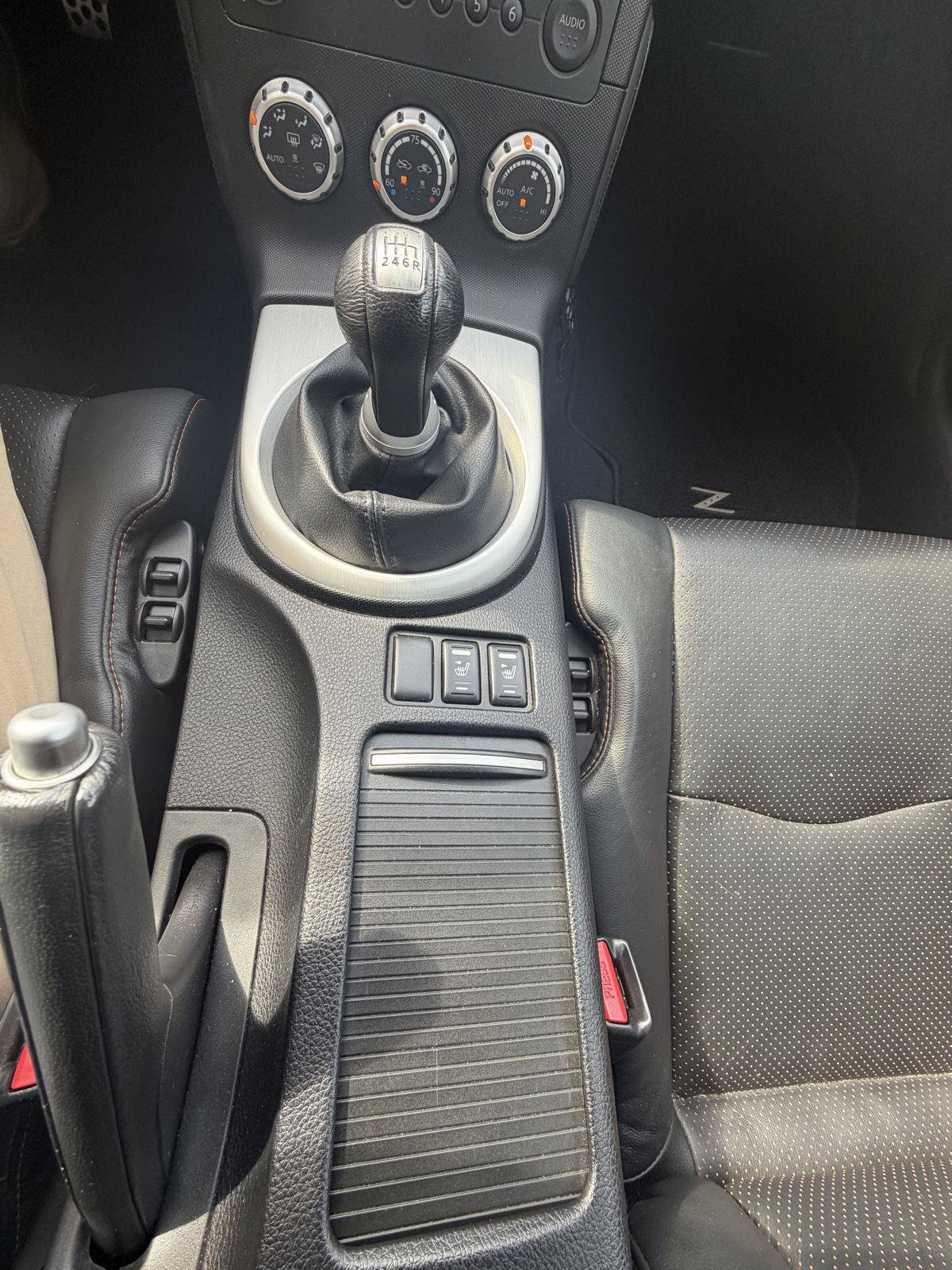 Used 2007 Nissan 350Z Grand Touring RWD image 25