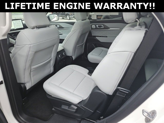 New 2026 Ford Explorer Platinum image 33