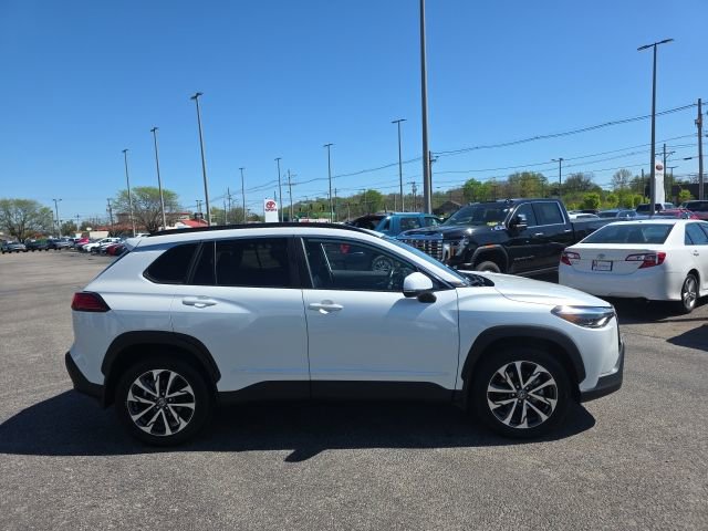 Certified 2023 Toyota Corolla Cross XLE w/ Convenience Package image 4