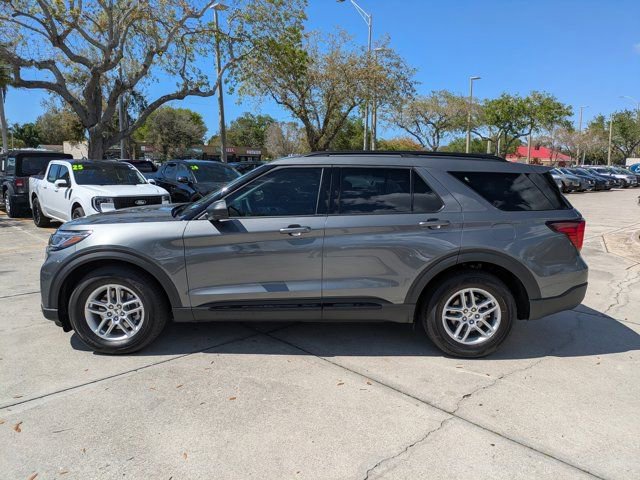 New 2026 Ford Explorer Active w/ Active Comfort Package RWD image 3