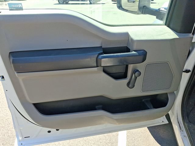Used 2017 Ford F550 4x4 Crew Cab Super Duty image 8