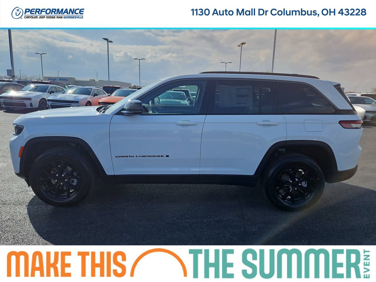 New 2026 Jeep Grand Cherokee Altitude AWD/4WD image 4