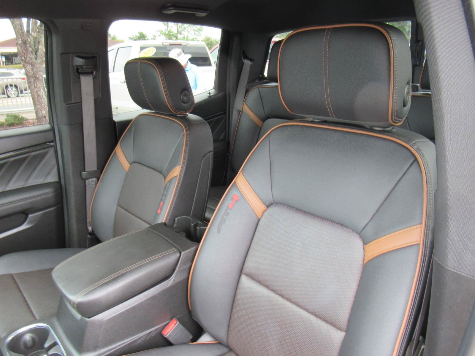 Used 2023 GMC Canyon AT4 w/ AT4 Premium Package AWD/4WD image 18