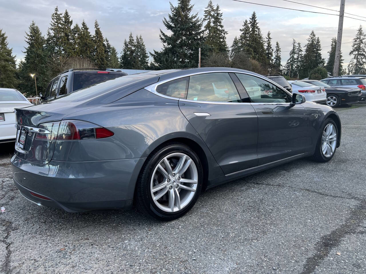 Used 2013 Tesla Model S Long Range image 6