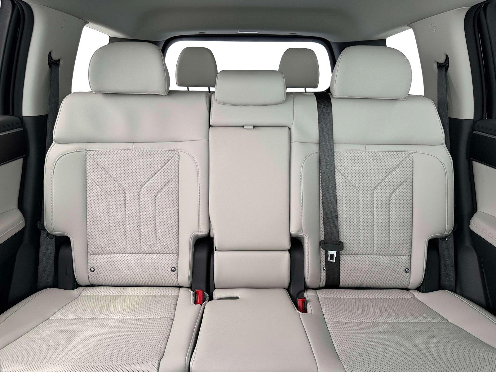 New 2026 Hyundai Santa Fe SEL FWD image 16
