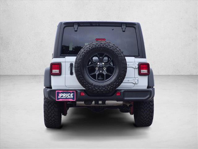 Used 2025 Jeep Wrangler Unlimited Sport AWD/4WD image 7