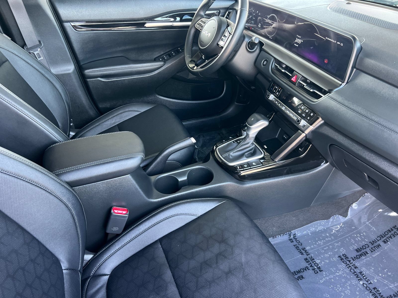 Certified 2025 Kia Seltos EX FWD image 15