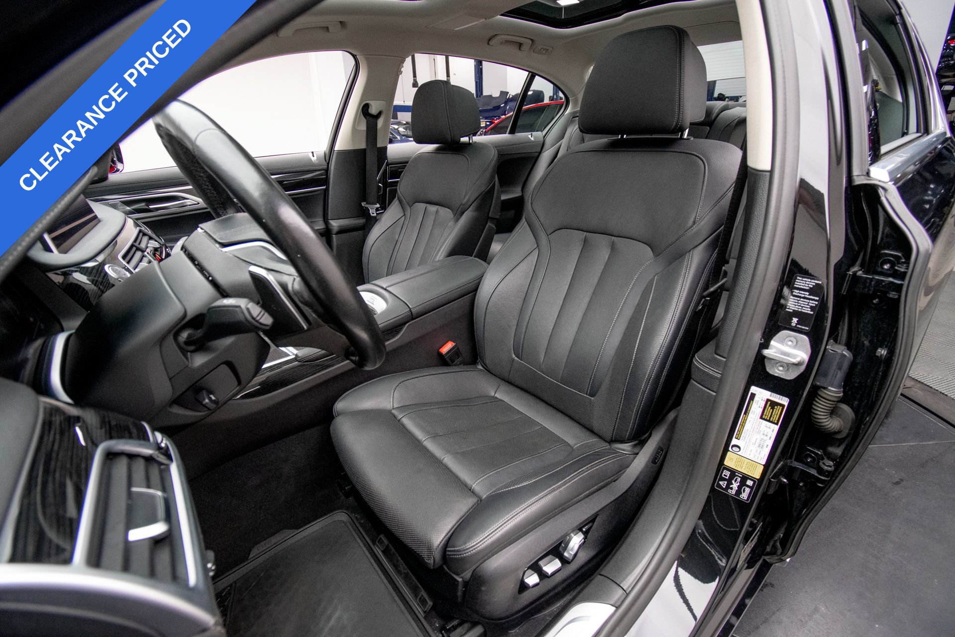 Used 2020 BMW 740i xDrive AWD/4WD image 16