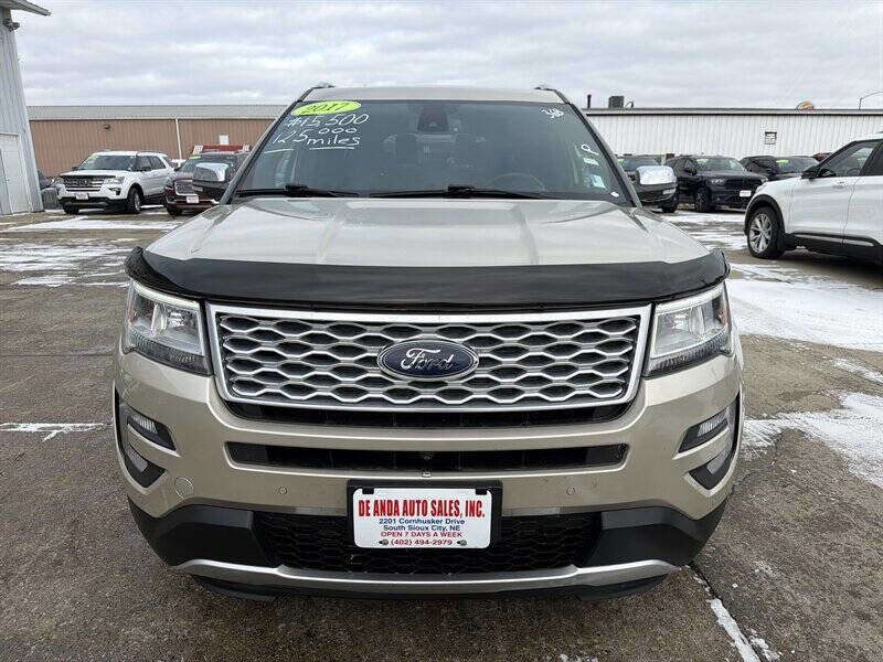 Used 2017 Ford Explorer Platinum image 9
