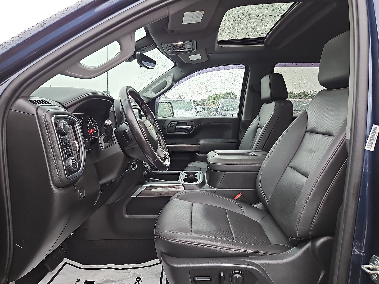 Certified 2021 Chevrolet Silverado 1500 LTZ w/ LTZ Premium Package AWD/4WD image 13