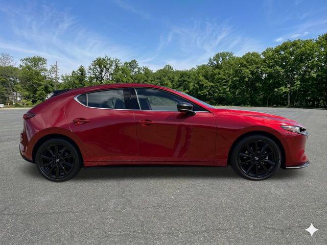 Used 2023 MAZDA MAZDA3 Hatchback w/Premium Plus Pkg AWD/4WD image 10