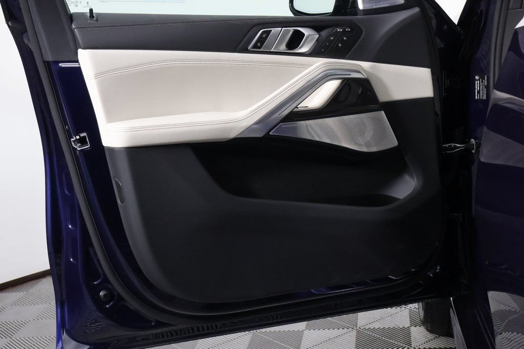 New 2027 BMW X6 M60i AWD/4WD image 7