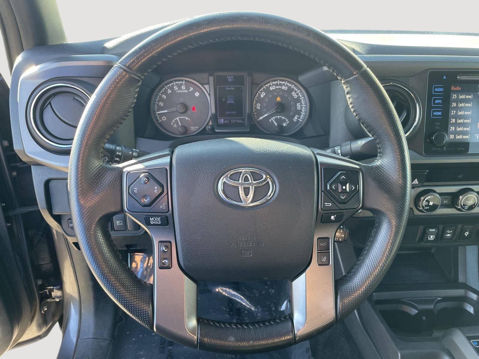 Used 2018 Toyota Tacoma TRD Off-Road RWD image 13