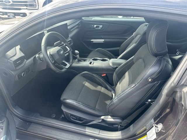Used 2024 Ford Mustang Coupe RWD image 6