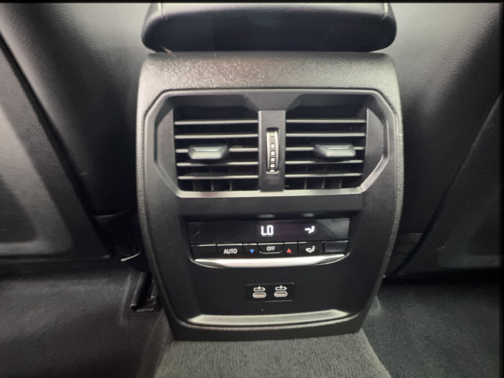Used 2026 BMW 330i Sedan RWD image 42