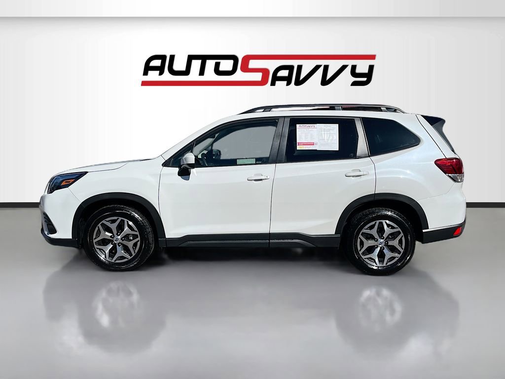 Used 2024 Subaru Forester Premium image 4