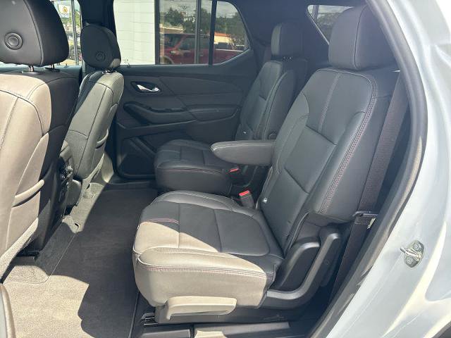 Used 2023 Chevrolet Traverse RS AWD/4WD image 14