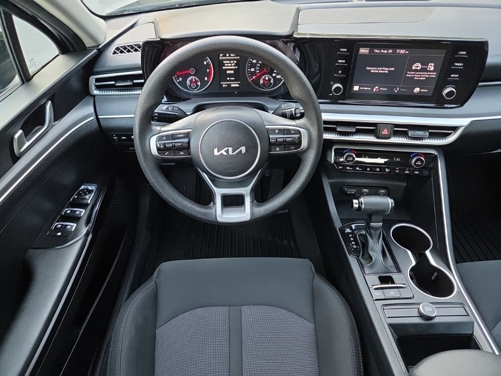 Used 2024 Kia K5 LXS FWD image 32