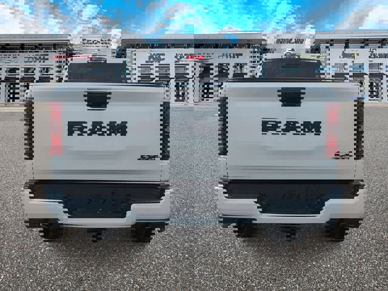 New 2026 RAM 1500 Express image 7