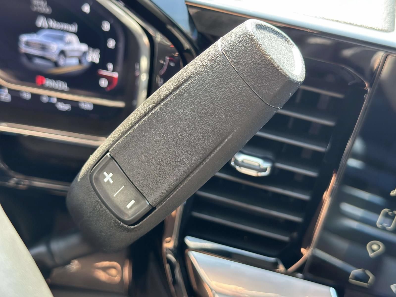 Used 2024 GMC Sierra 1500 Elevation AWD/4WD image 13