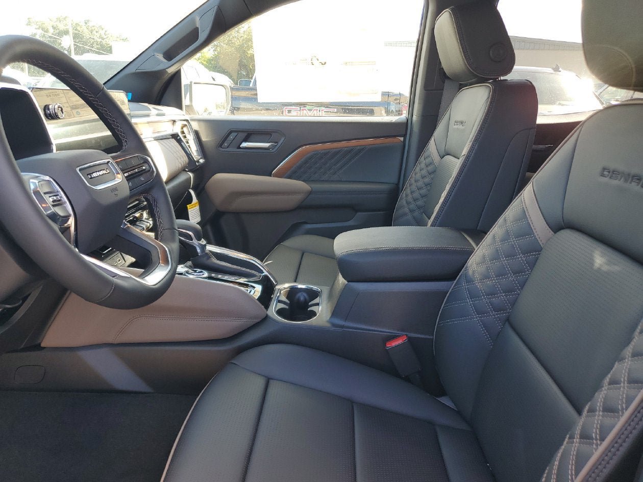 New 2026 GMC Canyon Denali AWD/4WD image 19