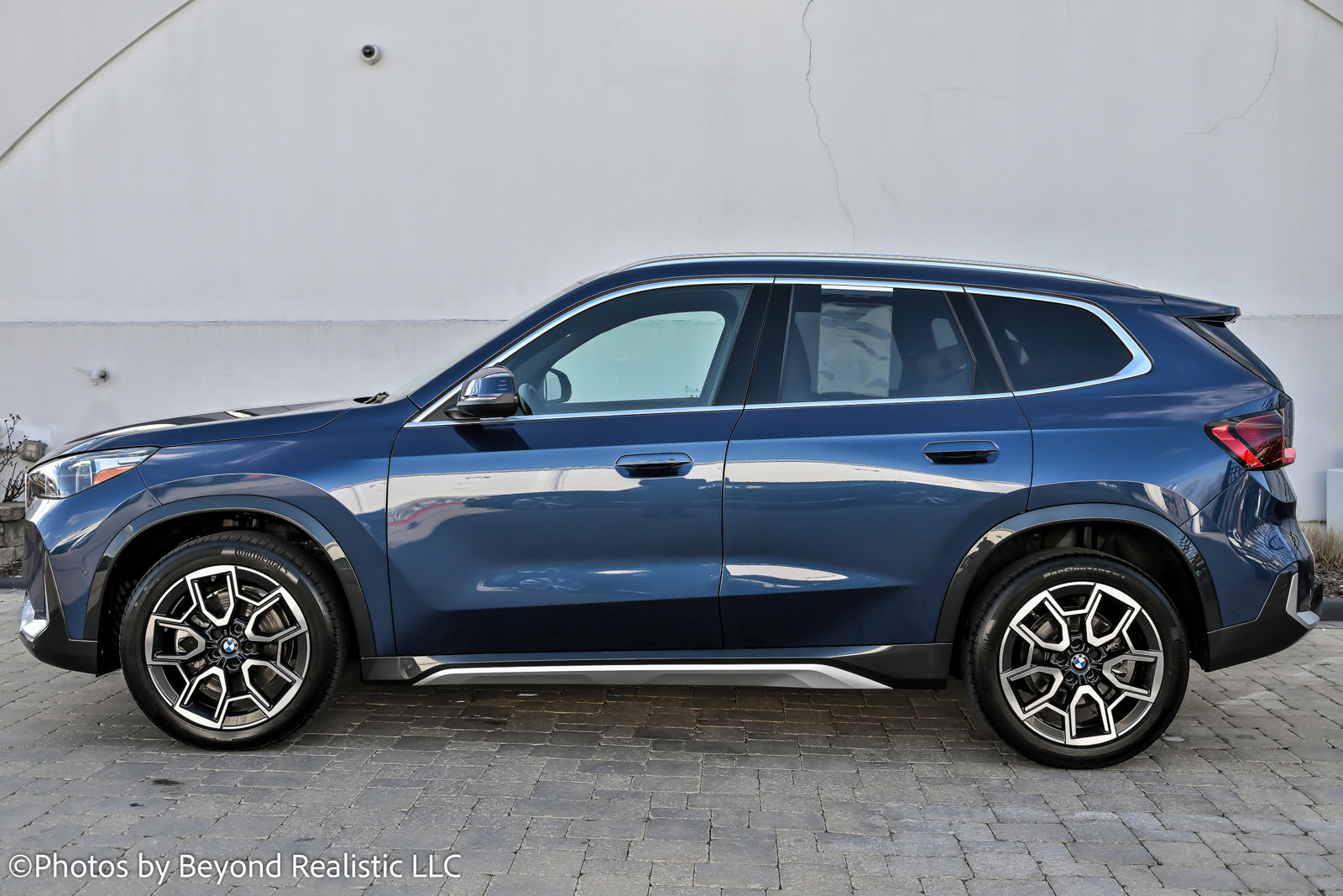 Used 2025 BMW X1 xDrive28i w/ Convenience Package image 4