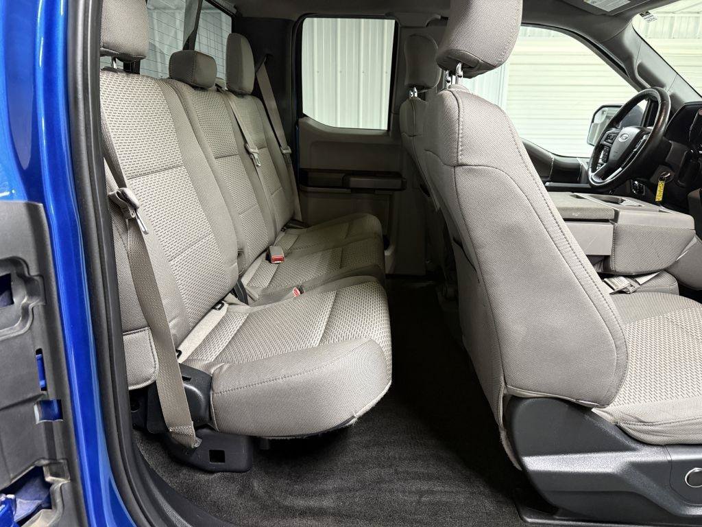 Used 2015 Ford F150 XLT w/ Equipment Group 302A Luxury AWD/4WD image 29