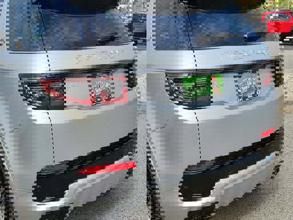 Used 2024 Land Rover Discovery Sport S image 6