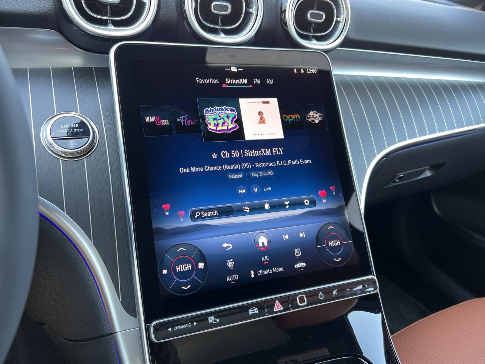 New 2026 Mercedes-Benz C 300 4MATIC Sedan image 16