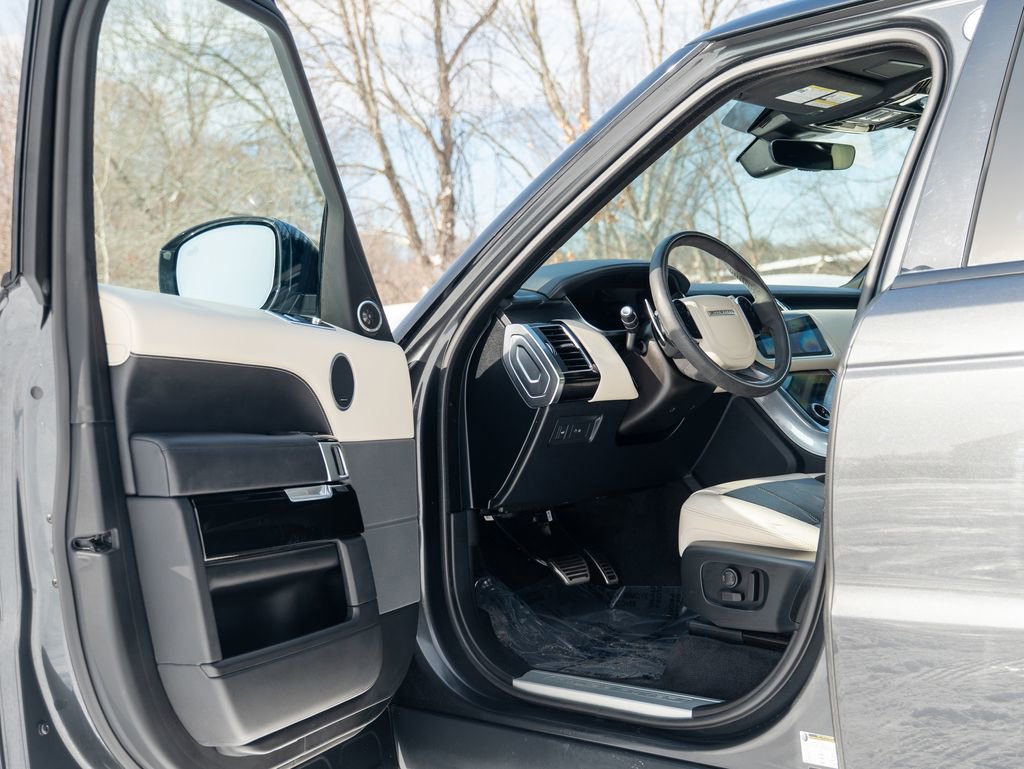 Certified 2022 Land Rover Range Rover Sport HST image 11