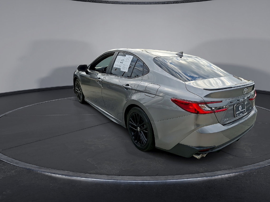 Used 2025 Toyota Camry SE w/ Convenience Package FWD image 28