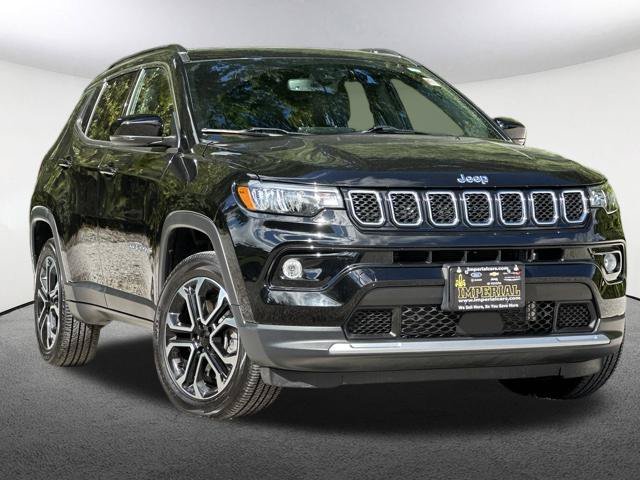 Used 2023 Jeep Compass Limited AWD/4WD image 19