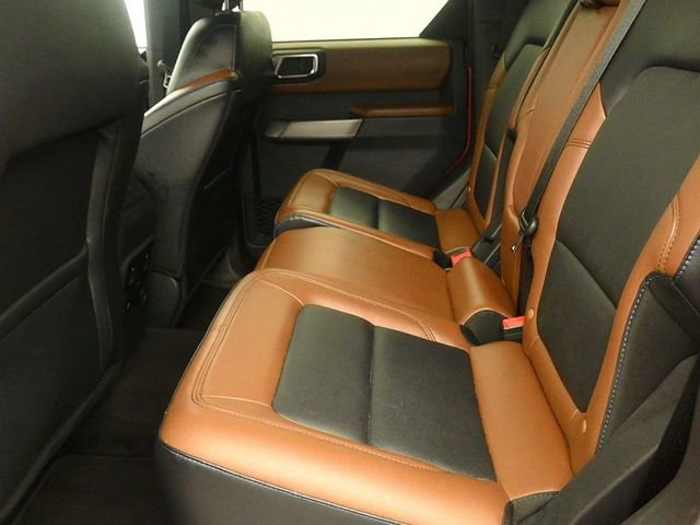Used 2023 Ford Bronco Outer Banks image 10