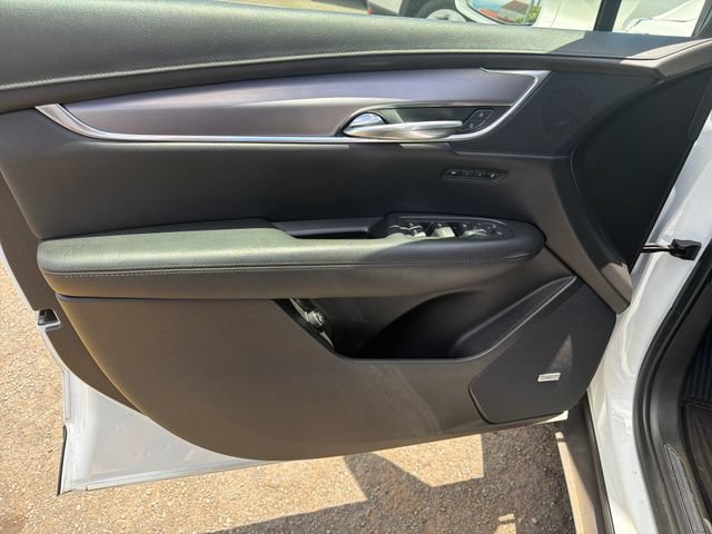 Used 2019 Cadillac XT5 Premium Luxury FWD image 10