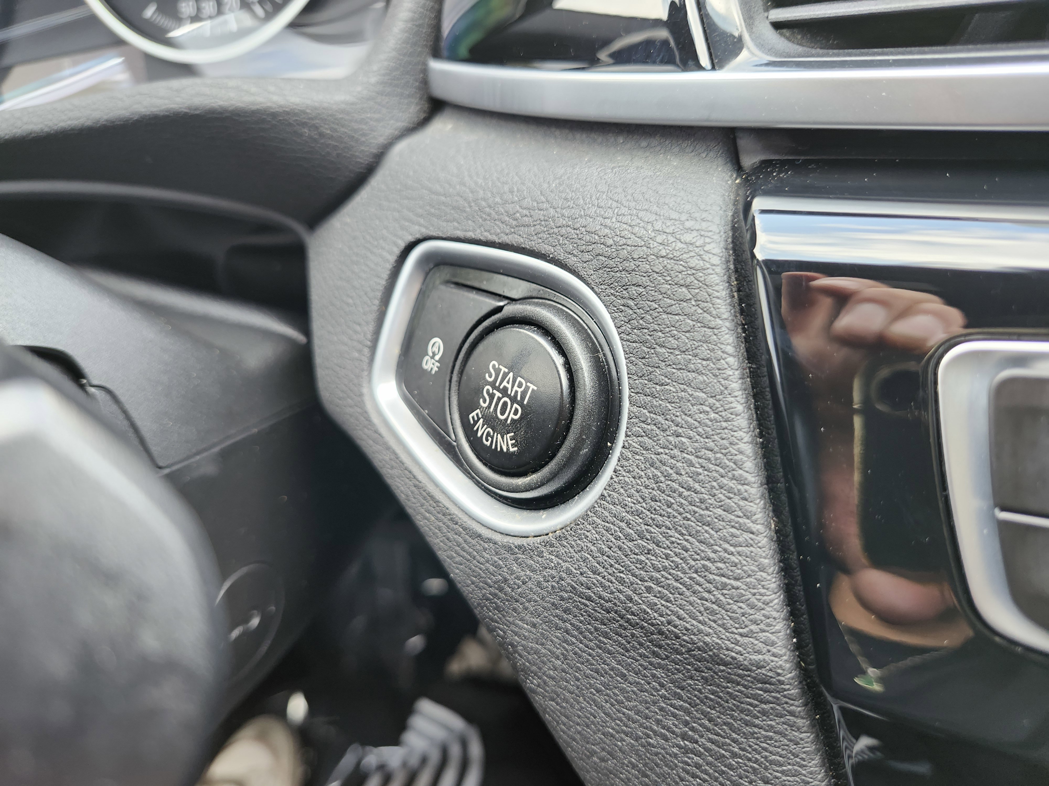 Used 2018 BMW X1 xDrive28i AWD/4WD image 9