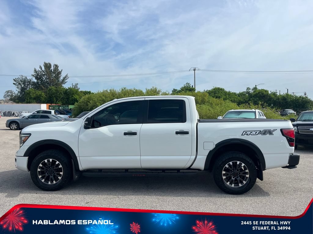 Used 2021 Nissan Titan PRO-4X w/ Pro-4x Convenience Package AWD/4WD image 4