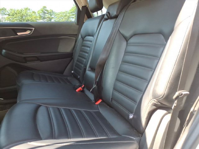 Used 2024 Ford Edge SEL AWD/4WD image 15
