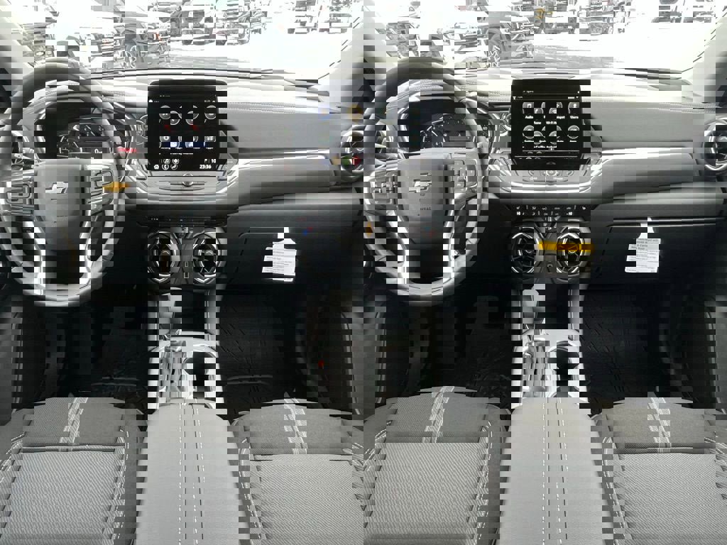 New 2025 Chevrolet Blazer LT w/ Midnight/Sport Edition image 13