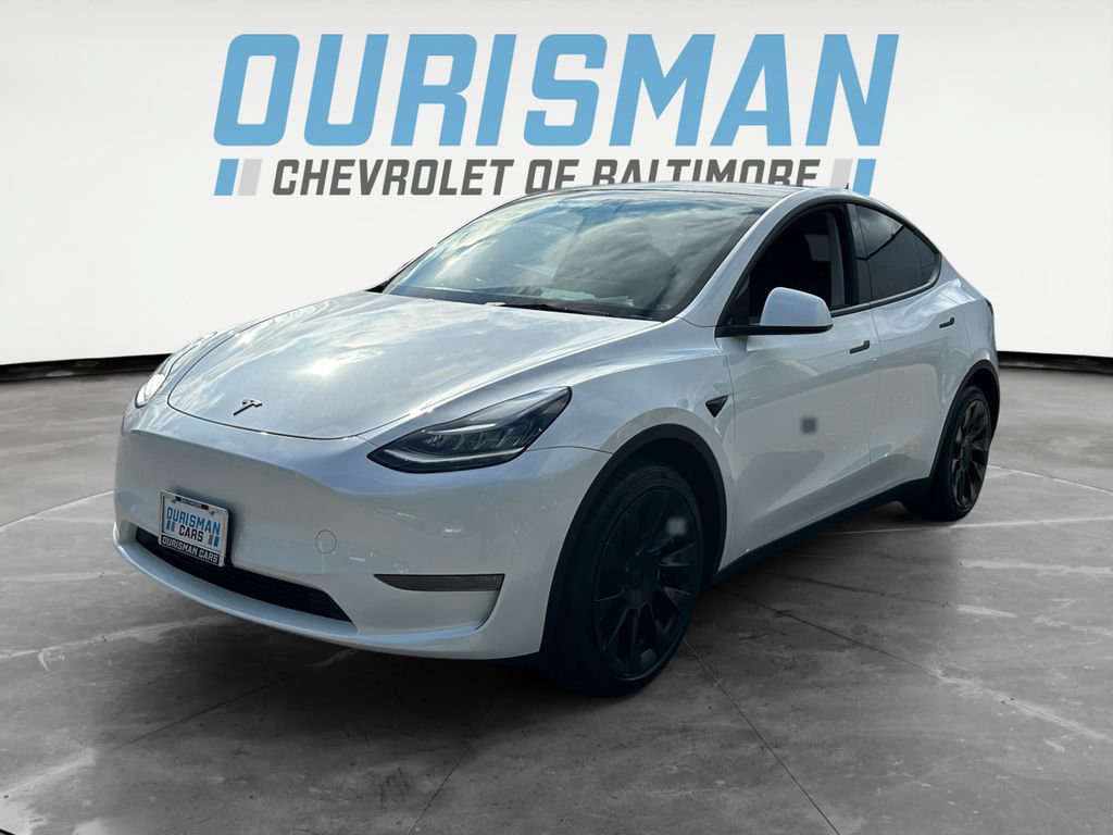 Used 2023 Tesla Model Y Long Range AWD/4WD image 2